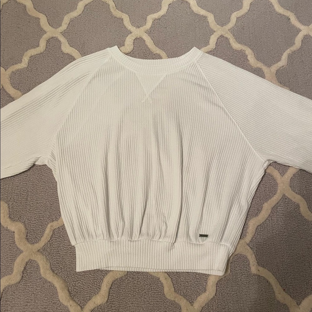 Hollister white cropped long sleeve